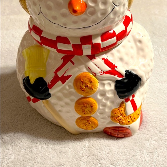 Gibson. Vintage 1997 10” Tall Festive Snowman Cookie Jar - White and Black - Picture 3 of 6